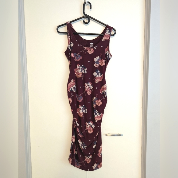 Burgundy Sleeveless Maternity Dress - Picture 1 of 3